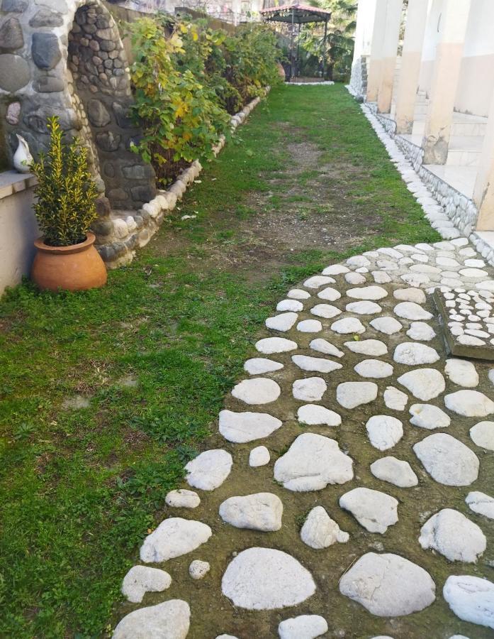 Limi Sachkhere Exterior foto